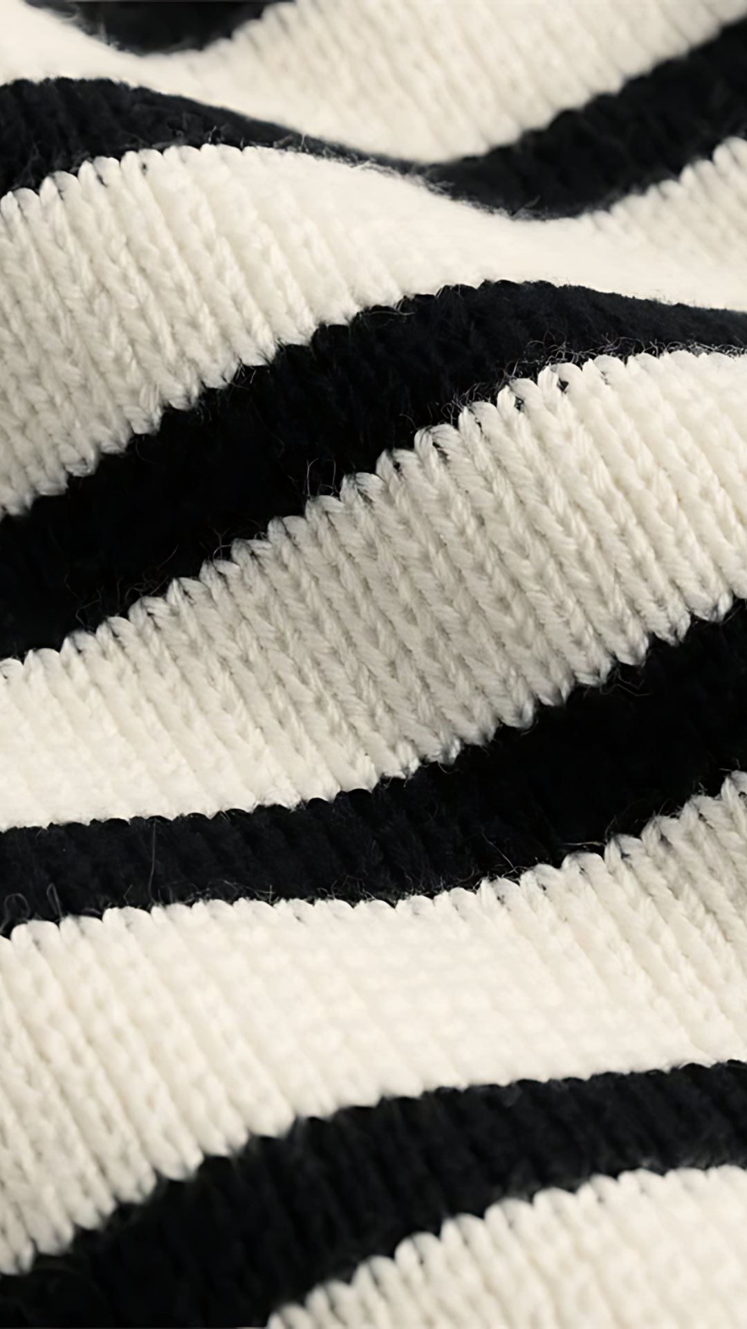 Set TINA - Strickjacke und Shorts